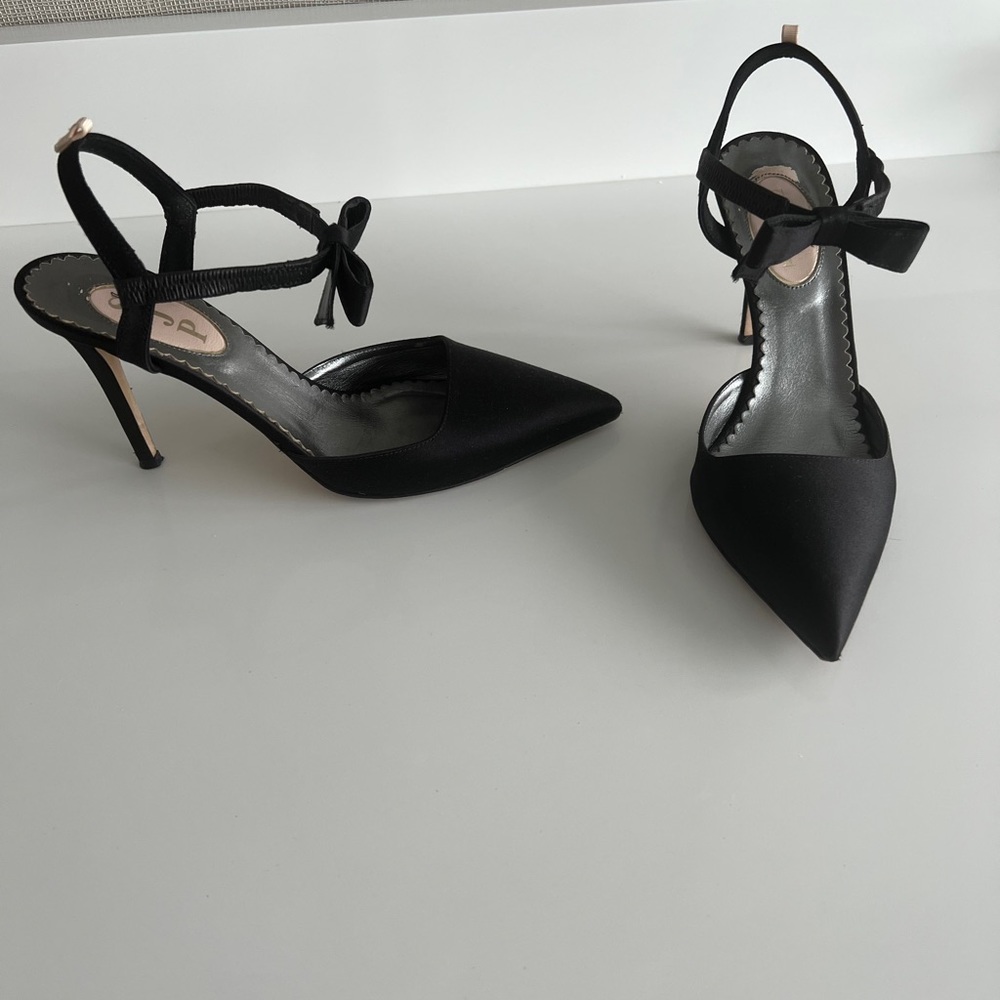 SJP heels
